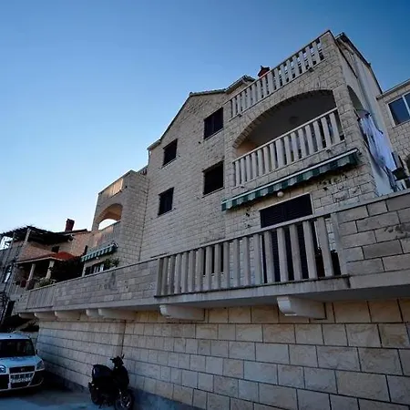 Pave Guest house