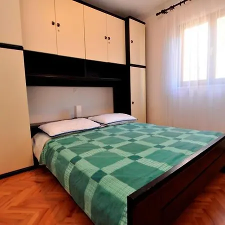 Pave Guest house Postira